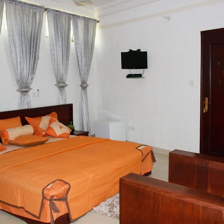 Amazing Grace Residence Cotonou Buitenkant foto